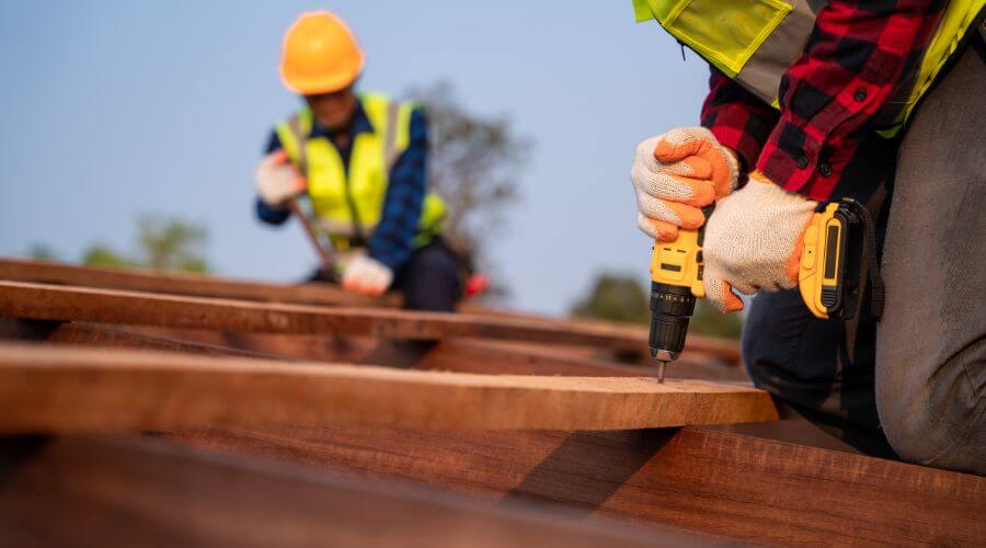 Expert new roof installation services in Newburgh, IN